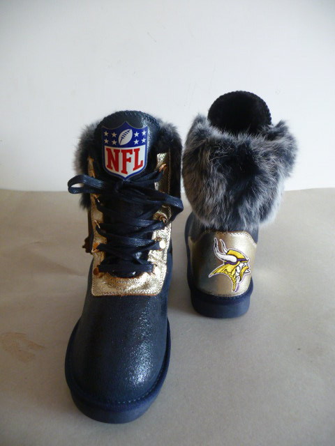 NFL Minnessota Vikings Cuce Shoes Ladies Fanatic Boots - Black
