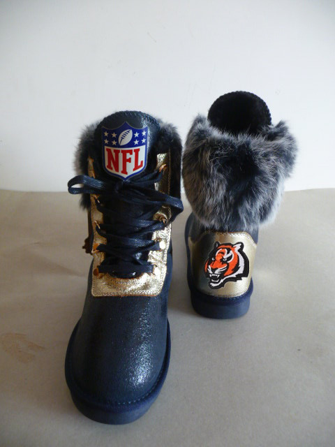 NFL Cincinnate Bengals Cuce Shoes Ladies Fanatic Boots-Black