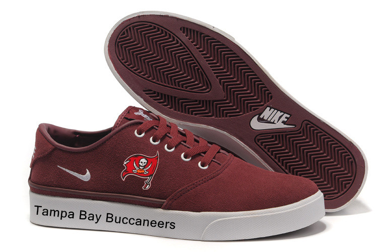 Tampa Bay Buccaneers Training Shoes with Flat Sole Red