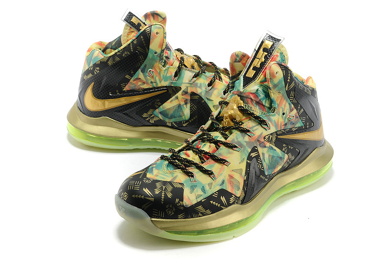 Nike LeBron James Basketball 10.5 Shoes Gold
