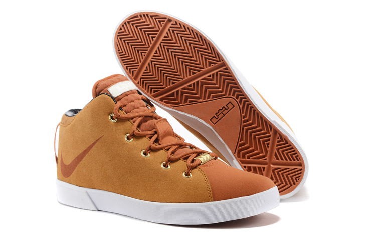 Nike LeBron 12 NSW Lifestyle Shoes Brown