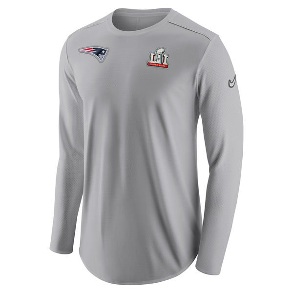 NFL New England Patriots Grey T-Shirt Super Bowl Patch
