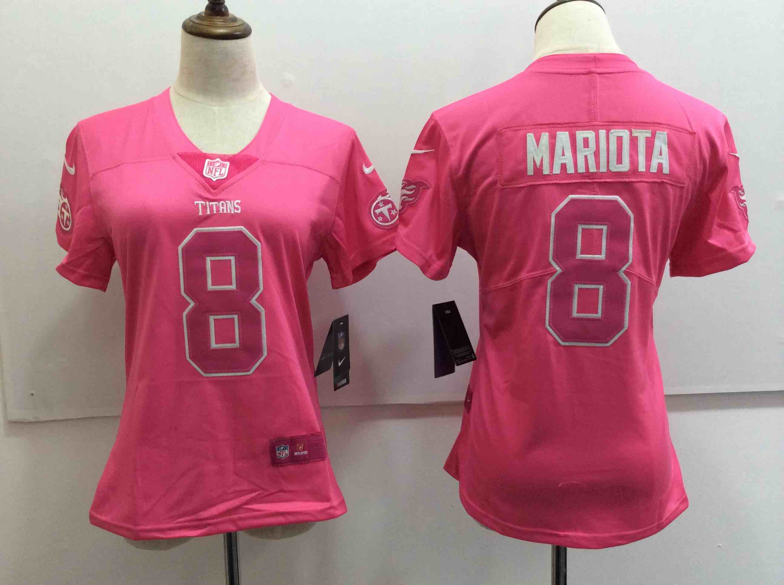 Womens Tennessee Titans #8 Mariota Red Vapor Limited Jersey