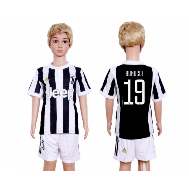 2017 Soccer Juventus #19 Bonucci Home Kids Jersey