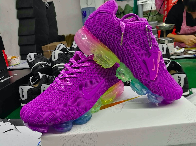 Nike Air Vapormax 2018 Sneakers Purple