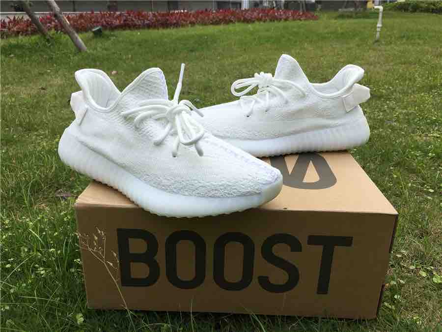 Adidas Yeezy Boost 350 V2 Sneakers Cream White