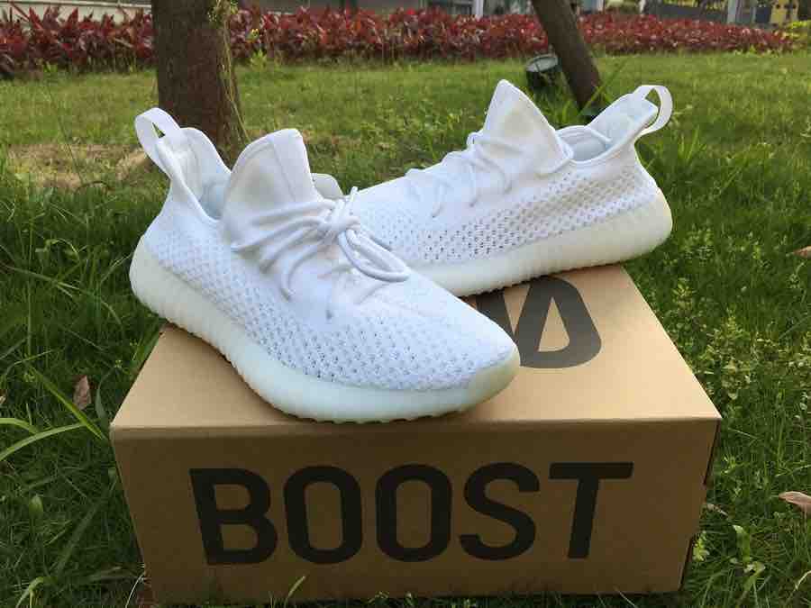 Adidas Yeezy Boost 350 V2 Sneakers Blade