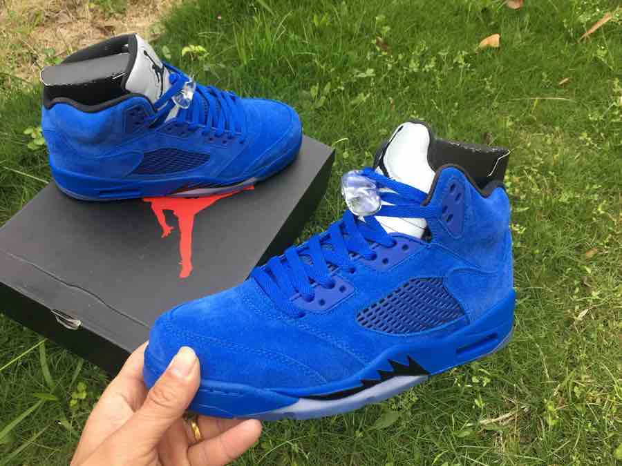 Nike Air Jordan 5 Blue Raging Bulls Sneakers