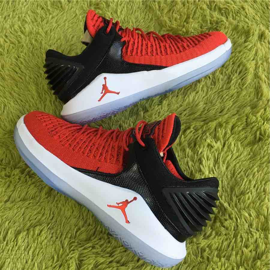 Nike Air Jordan 32 Low Black Red Sneakers