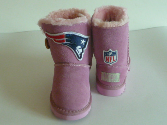 Youth New England Patriots Boots Pink