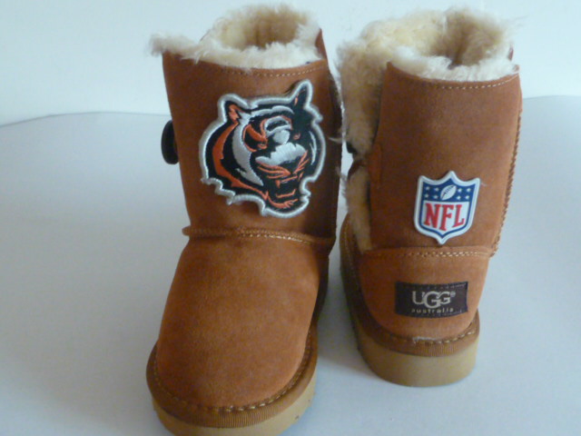 NFL Cincinnati Bengals Cuce Shoes Kids Fanatic Boots Tan