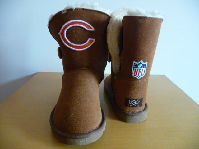 NFL Chicago Bears Cuce Shoes Ladies Fanatic Boots Tan