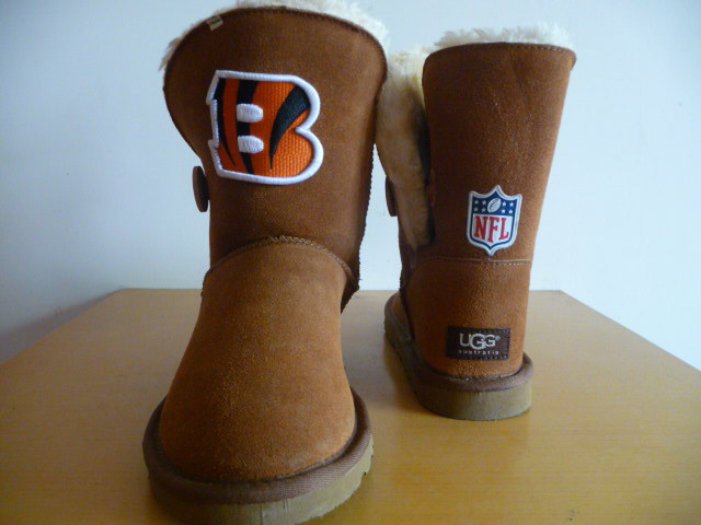 NFL Cincinnati Bengals Cuce Shoes Ladies Fanatic Boots Tan