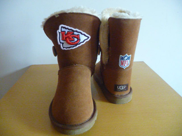 NFL Kansas City Chiefs Cuce Shoes Ladies Fanatic Boots Tan